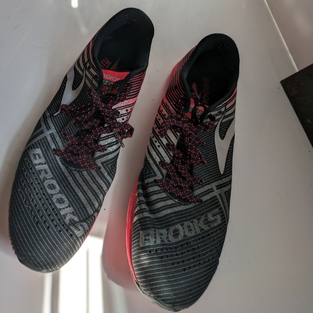 Brooks Hyperion - image 2